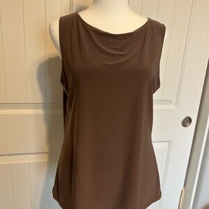 Sleeveless jersey top